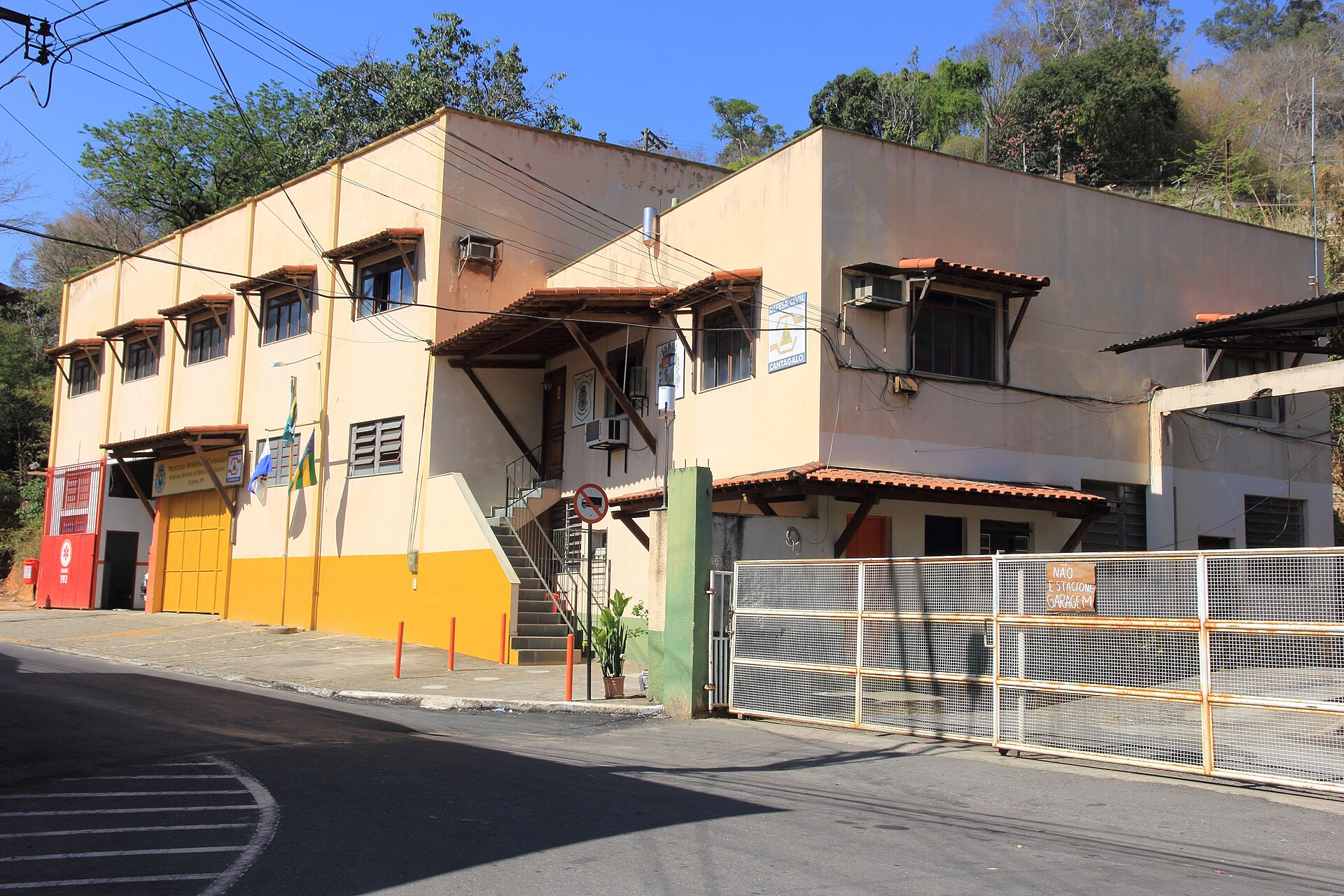 Cantagalo — Halley Pacheco de Oliveira