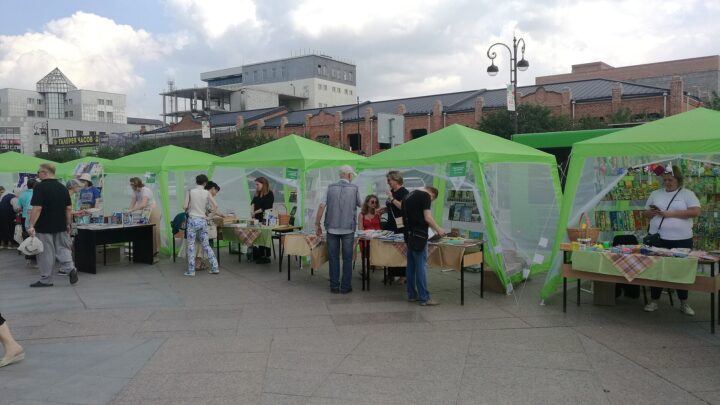 book fair tent — RG72
