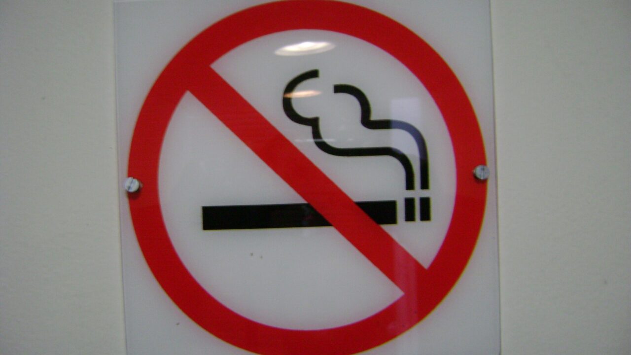 no smoking sign Brazil — Andrevruas