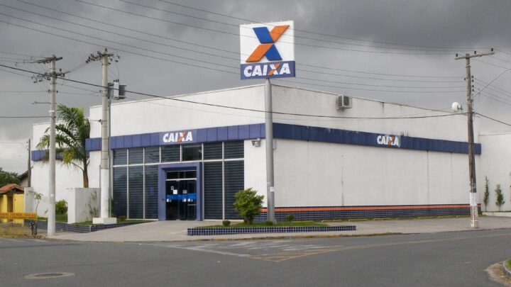 Caixa Economica Federal branch — ROBINSONROY